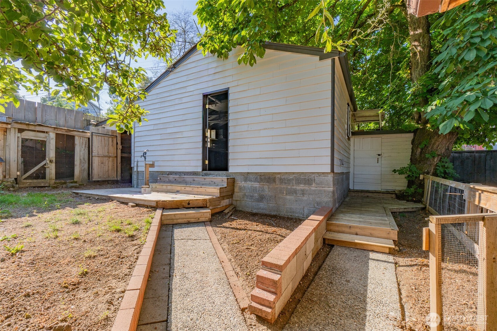 1836 E Fairbanks Street Property Photo 32