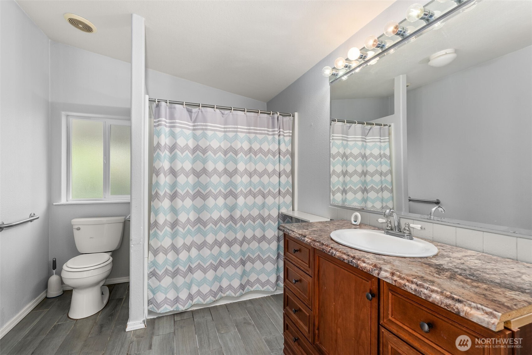 5252 52nd Lane Property Photo 16
