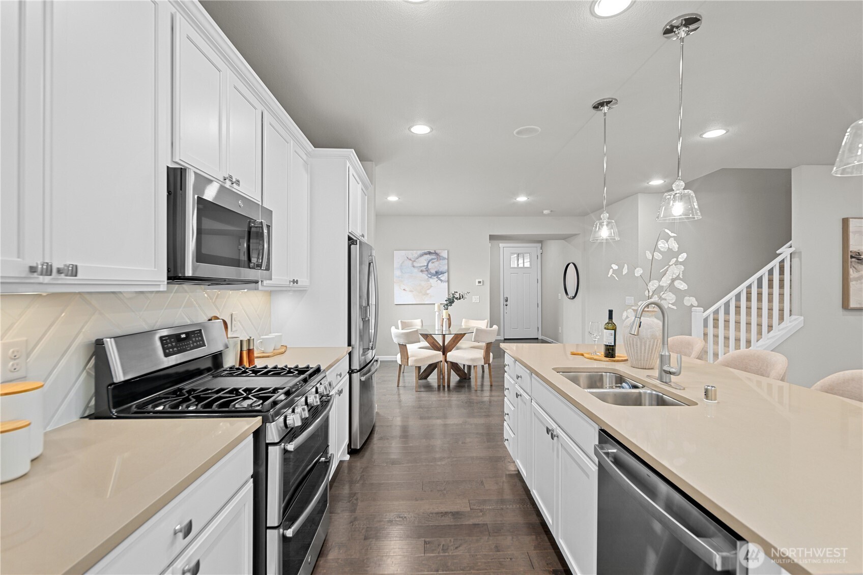 8318 57th Street Property Photo 11