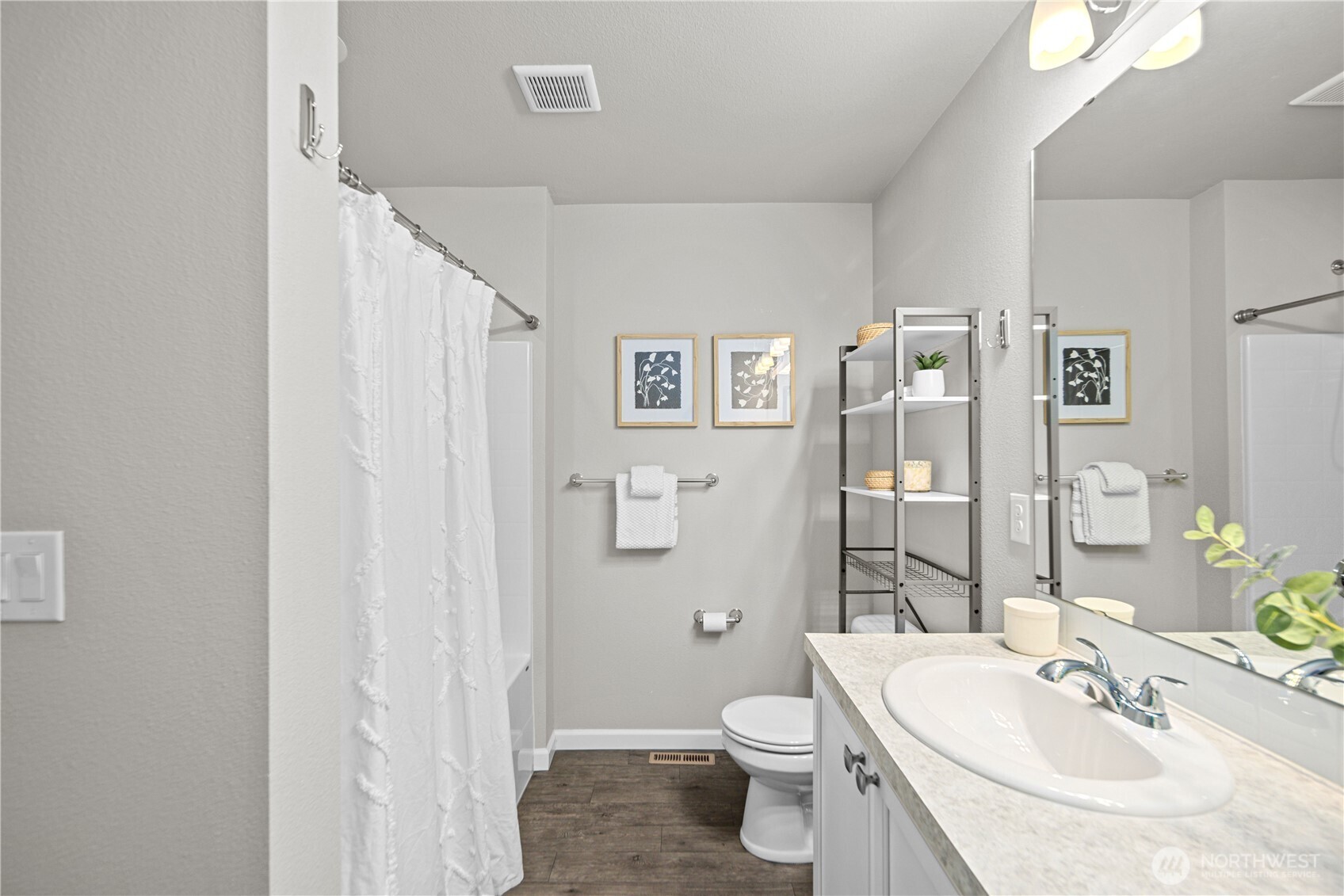 8318 57th Street Property Photo 28