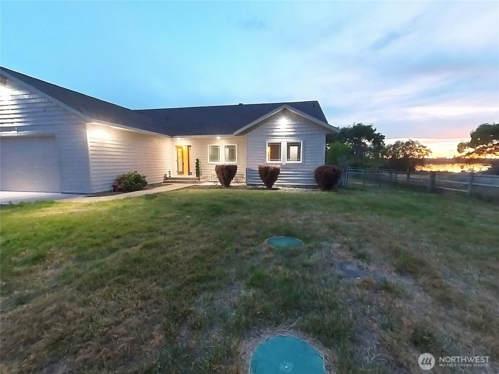 3862 Shorecrest Drive Property Photo 15