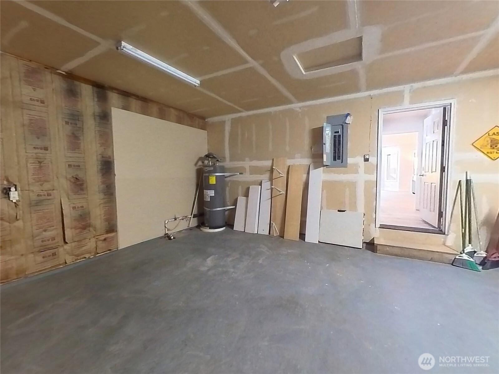 3862 Shorecrest Drive Property Photo 19
