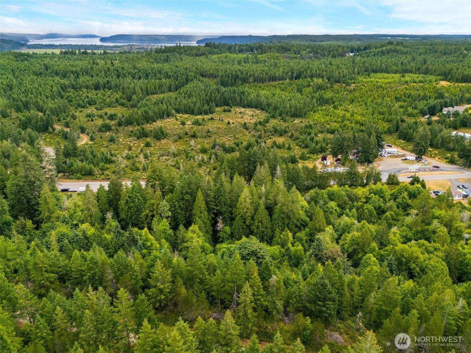123 N Us Highway 101 Property Photo 4