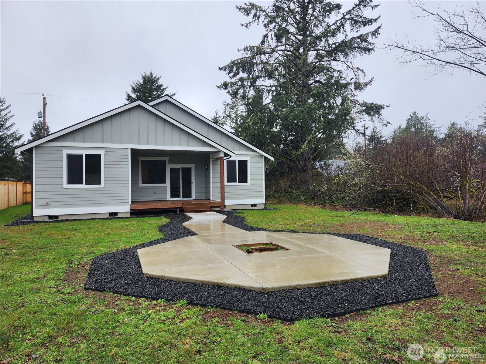 508 Makah Avenue Property Photo 4