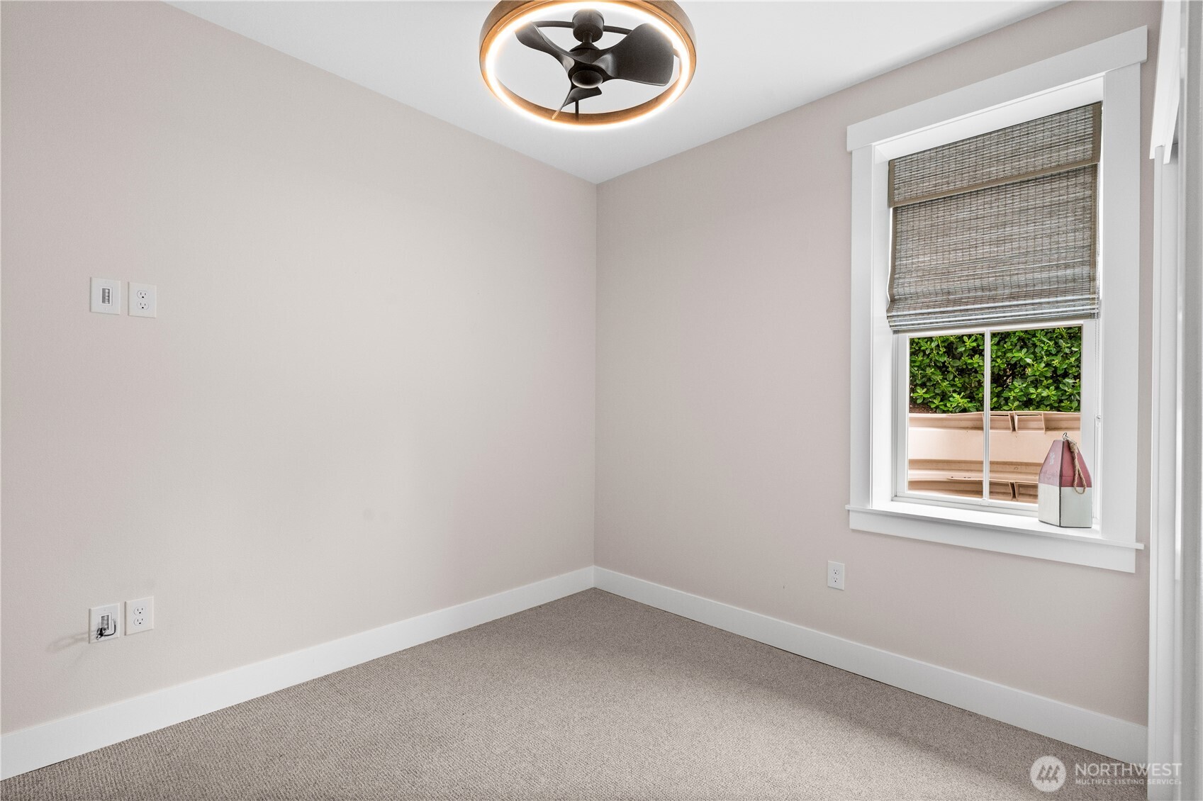 310 Compass Street Property Photo 27