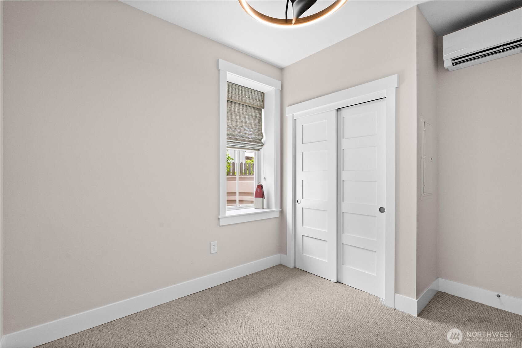 310 Compass Street Property Photo 28