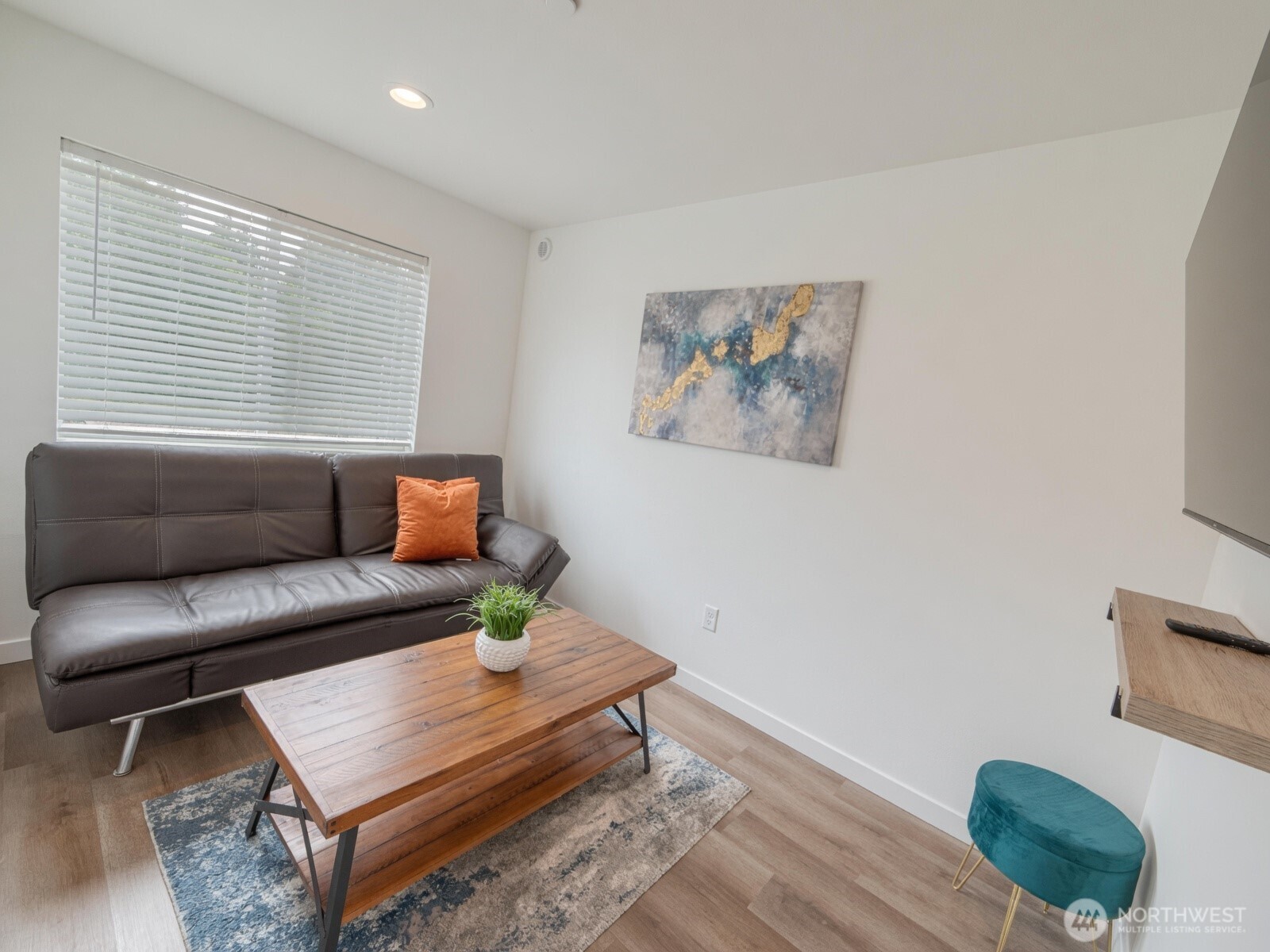 890 Magellan Avenue 5 Property Photo 7