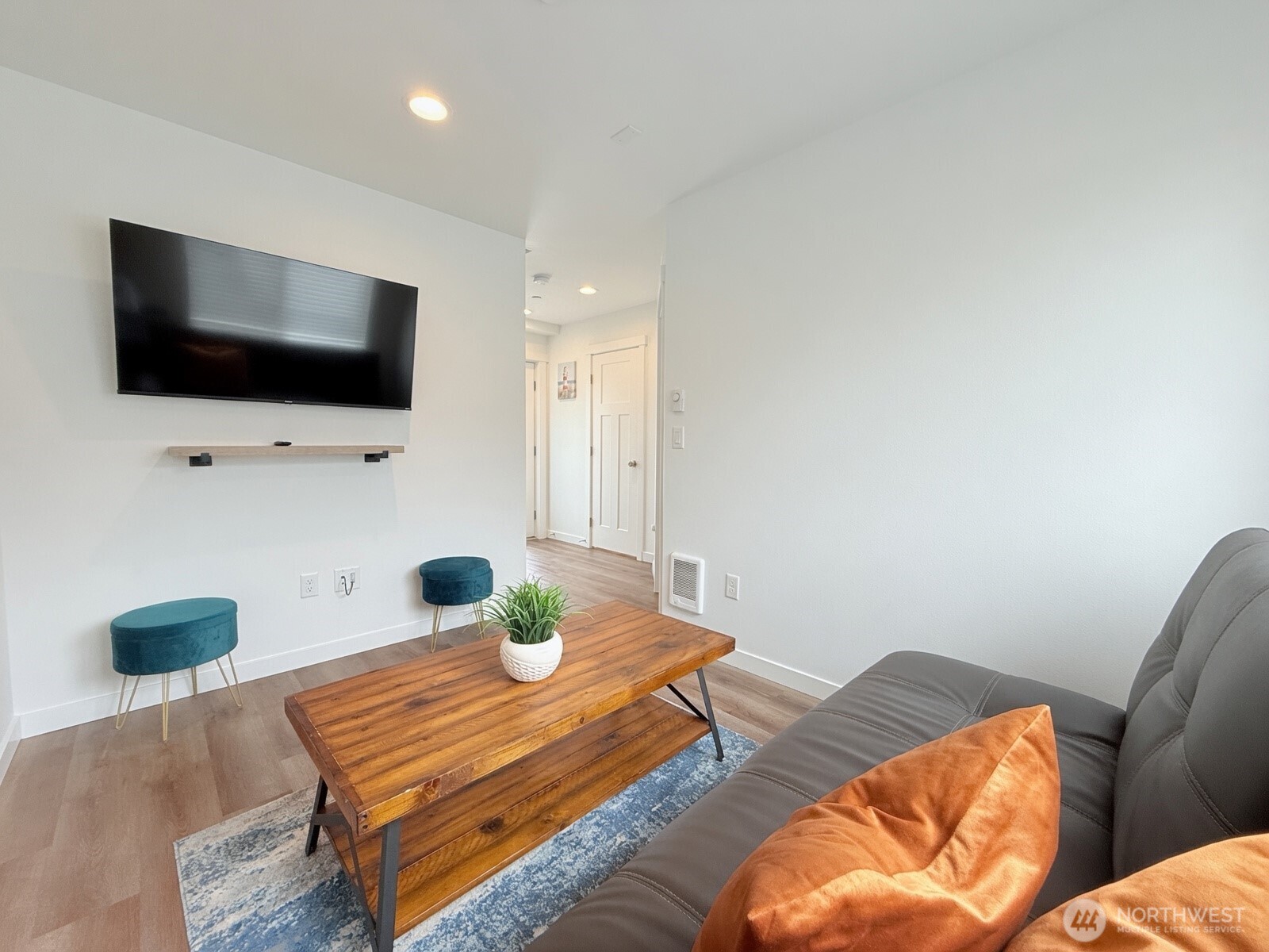 890 Magellan Avenue 5 Property Photo 10