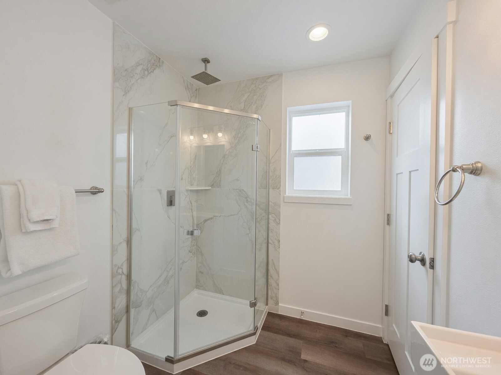 890 Magellan Avenue 5 Property Photo 13