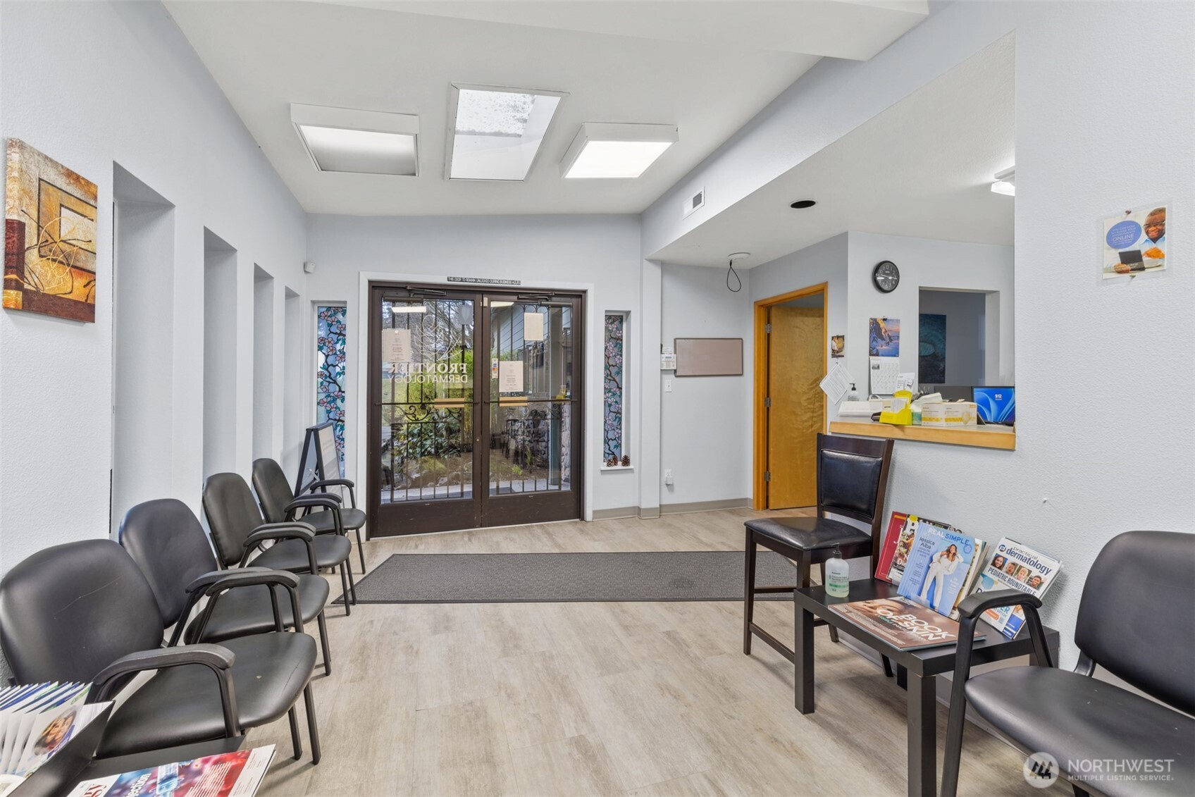 4407 Fairmount Avenue Property Photo 3