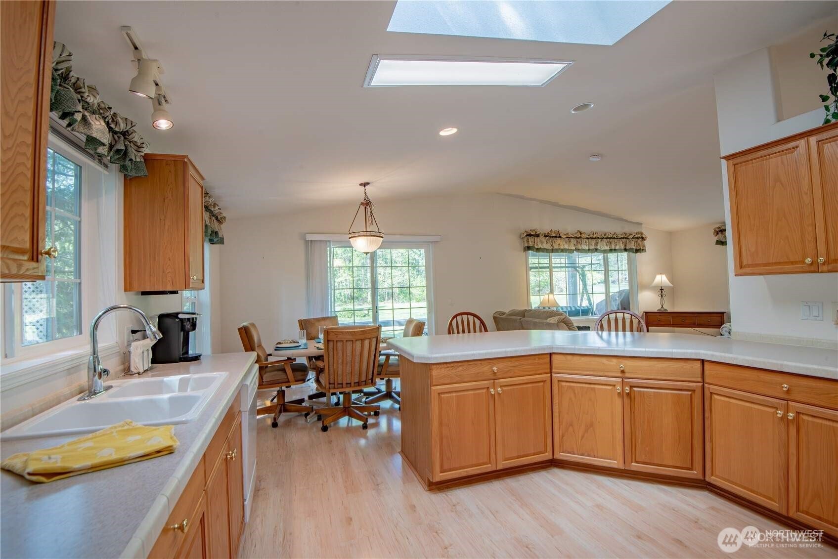 70 N Fairway Drive Property Photo 3