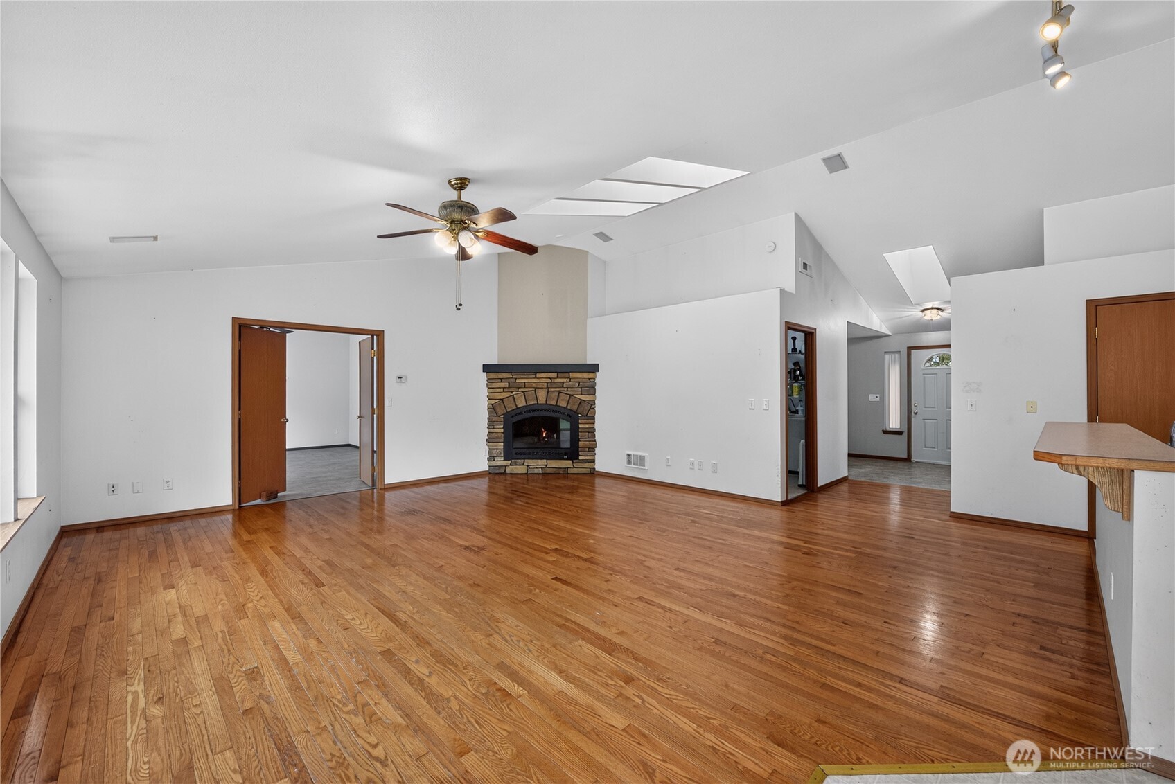 21819 31st Avenue Property Photo 6