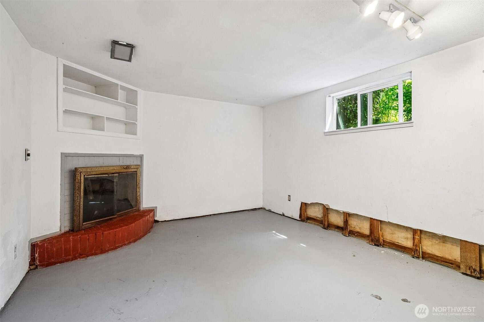 8555 30th Avenue Property Photo 18