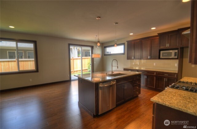 19414 Meridian Drive Property Photo 7