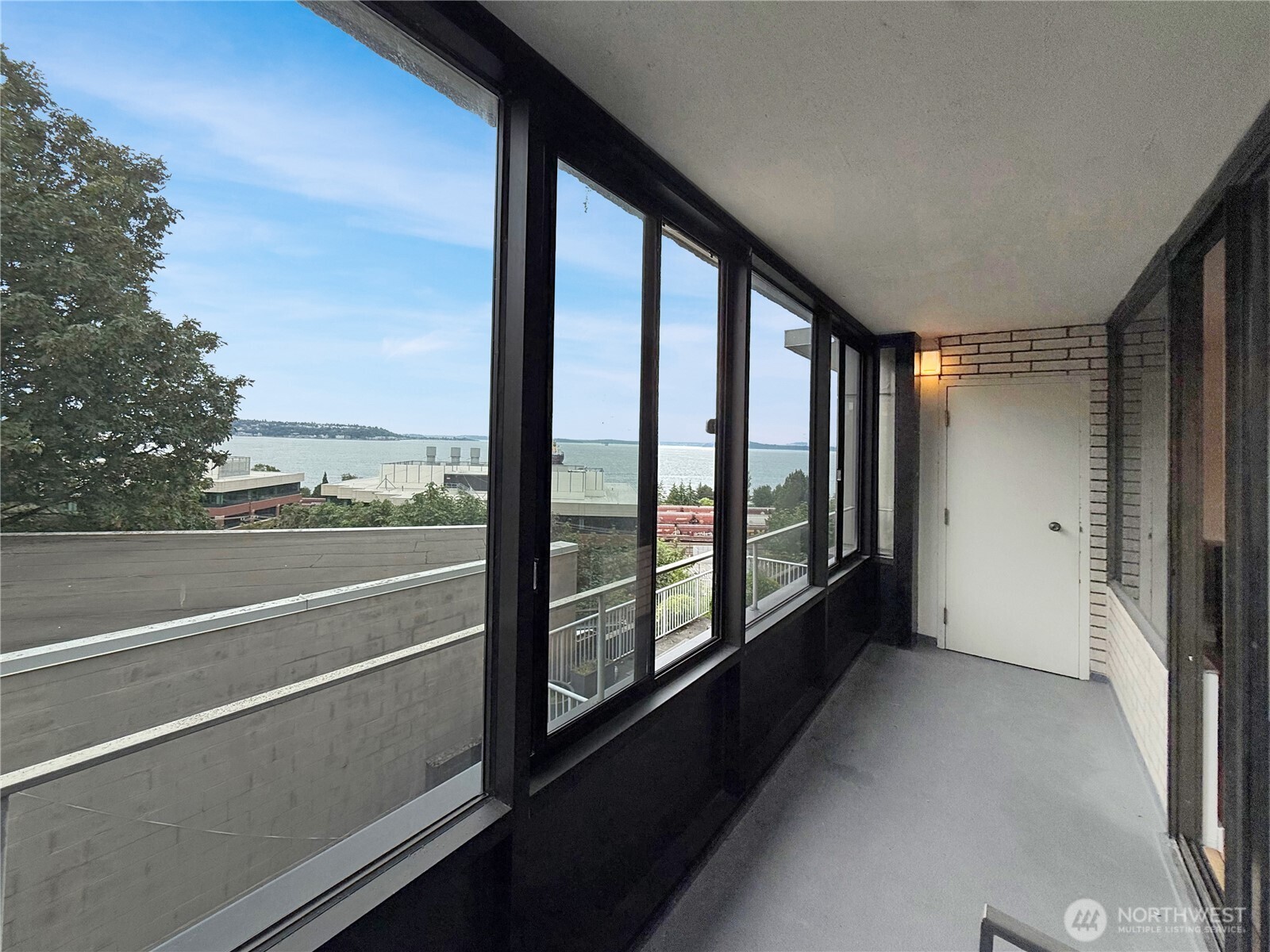 521 5th Avenue 201 Property Photo 5