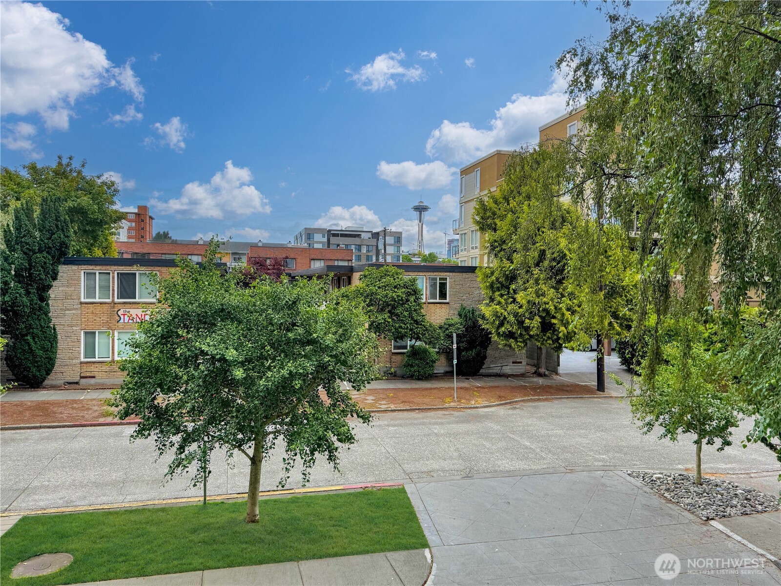 521 5th Avenue 201 Property Photo 6