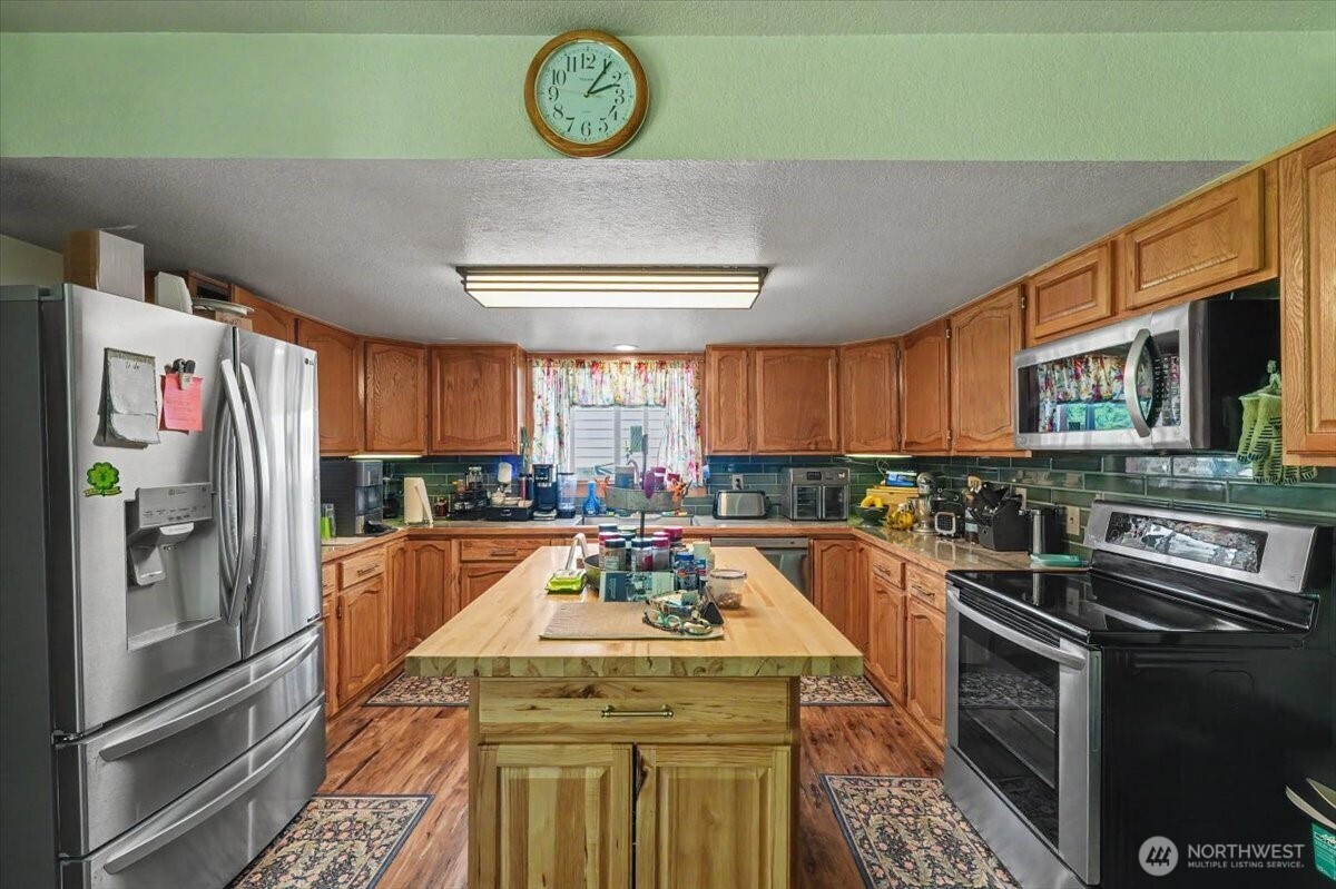 1571 Mission Creek Road Property Photo 5
