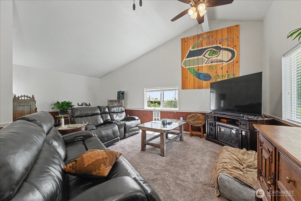 1571 Mission Creek Road Property Photo 11