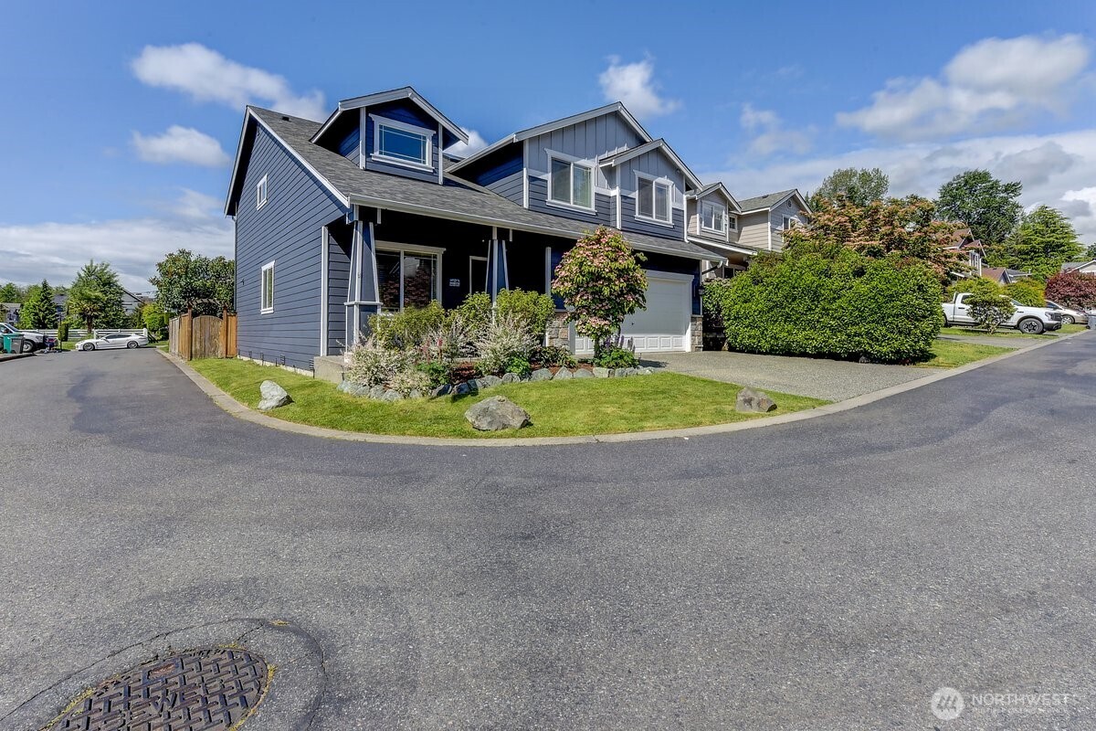 1523 151st Street Property Photo 3