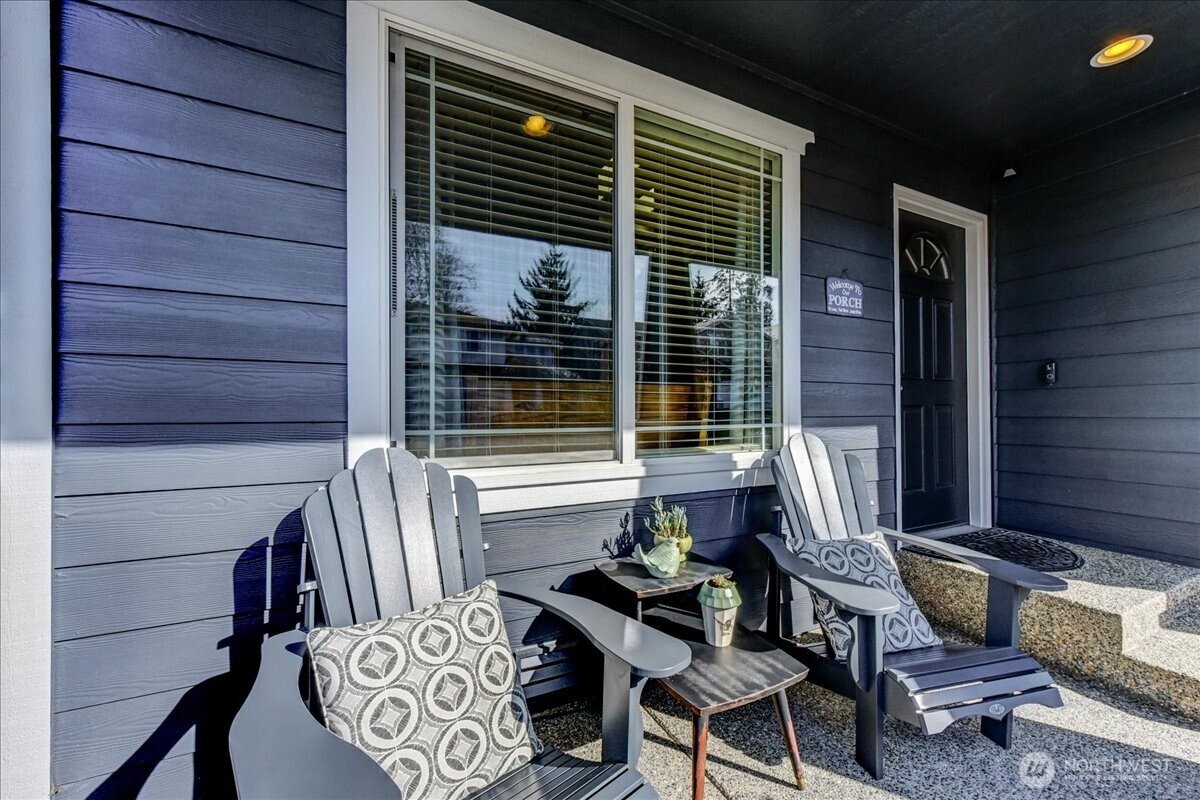 1523 151st Street Property Photo 4