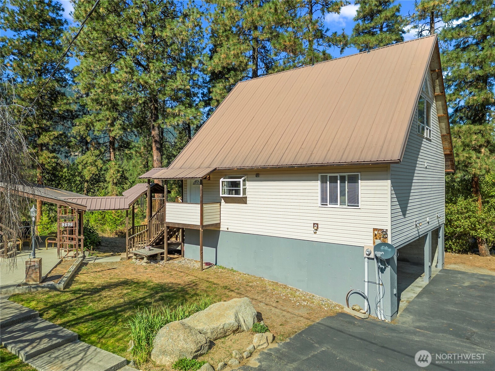9696 E Leavenworth Road Property Photo 25