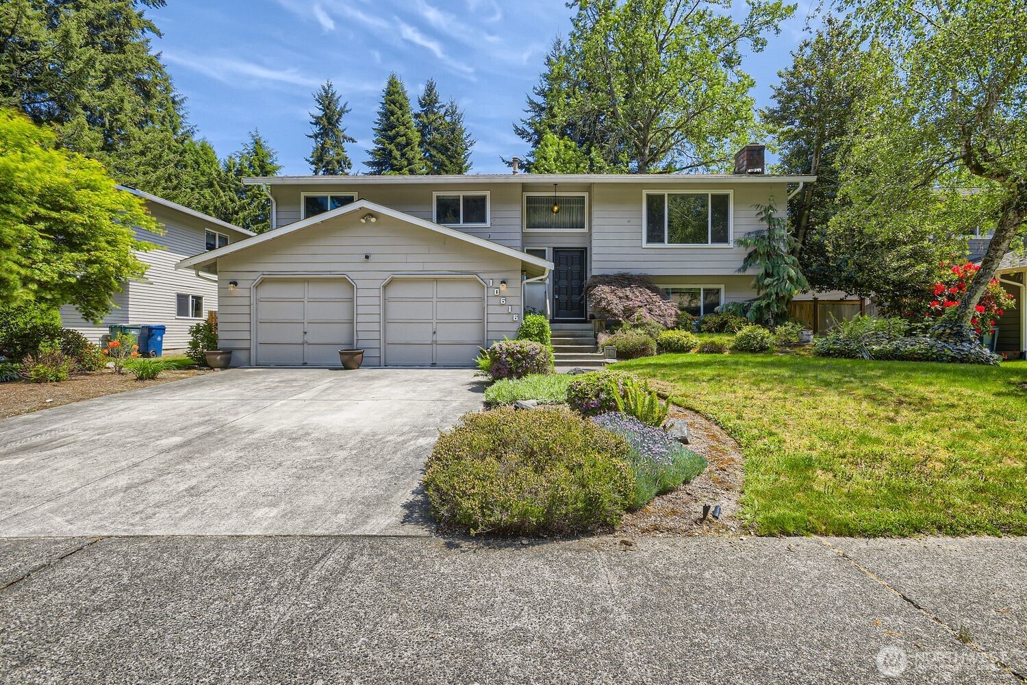 10616 164th Avenue Property Photo 2