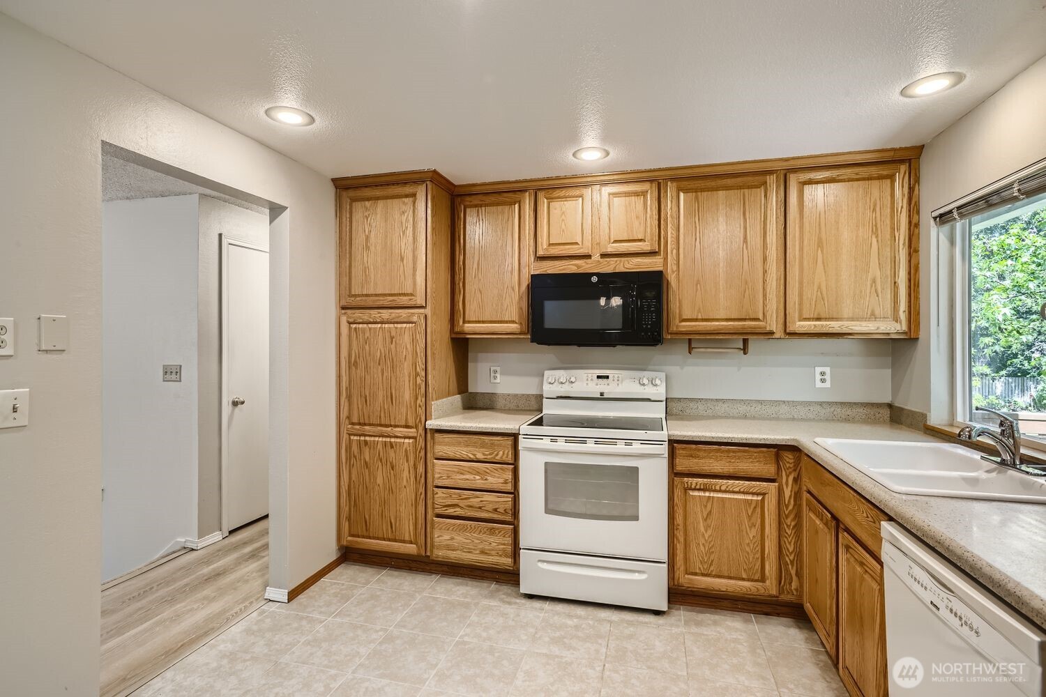 10616 164th Avenue Property Photo 16