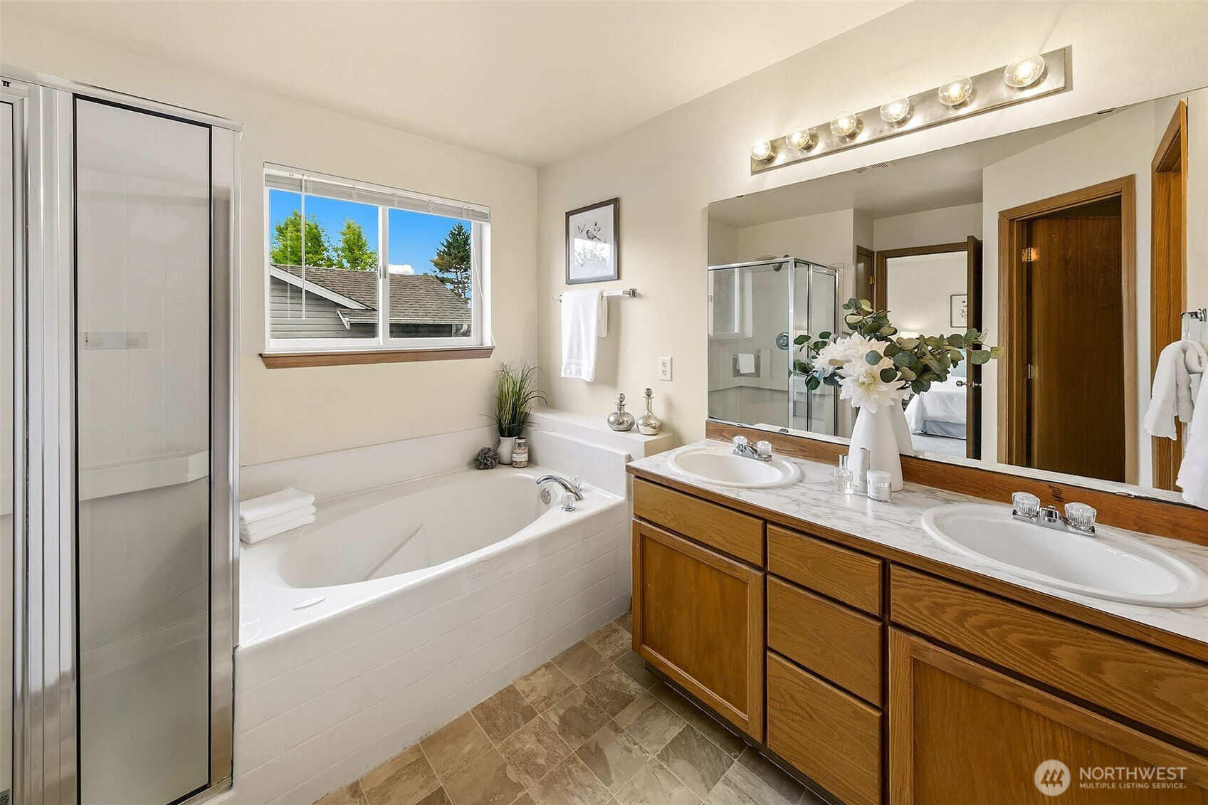 9508 17th Place Property Photo 18
