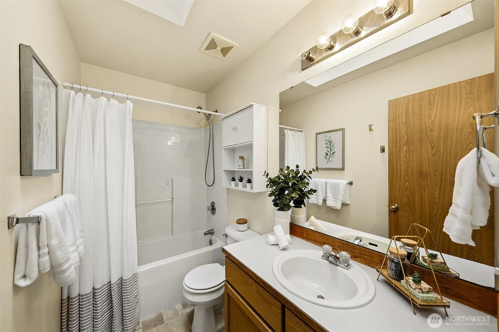 9508 17th Place Property Photo 23