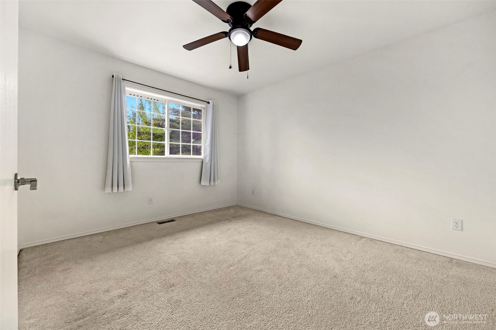 18331 E Countryclub Drive Property Photo 19