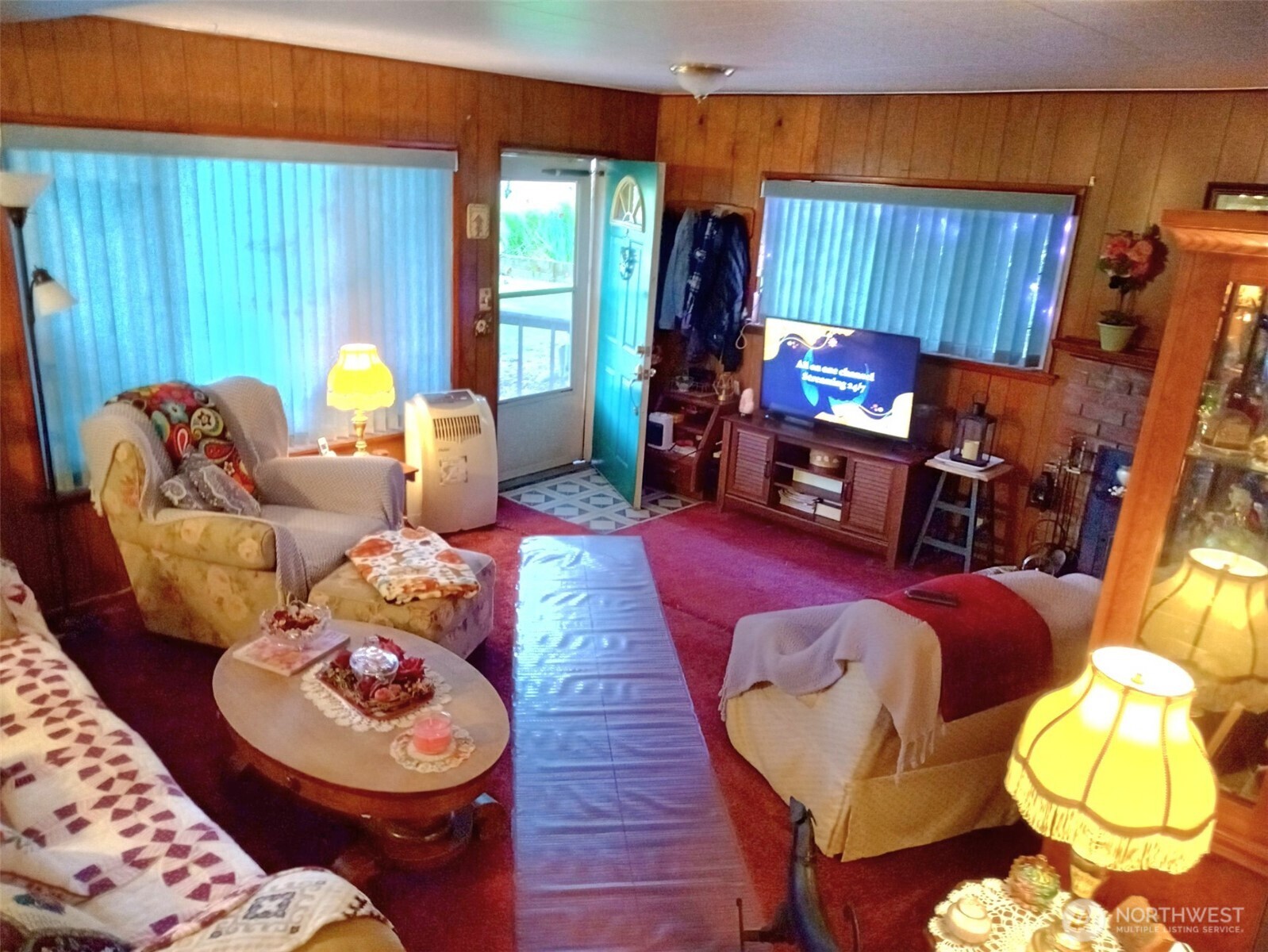 18704 Dynamite Drive Property Photo 3