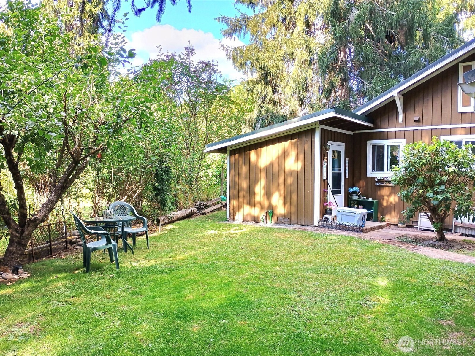 18704 Dynamite Drive Property Photo 19