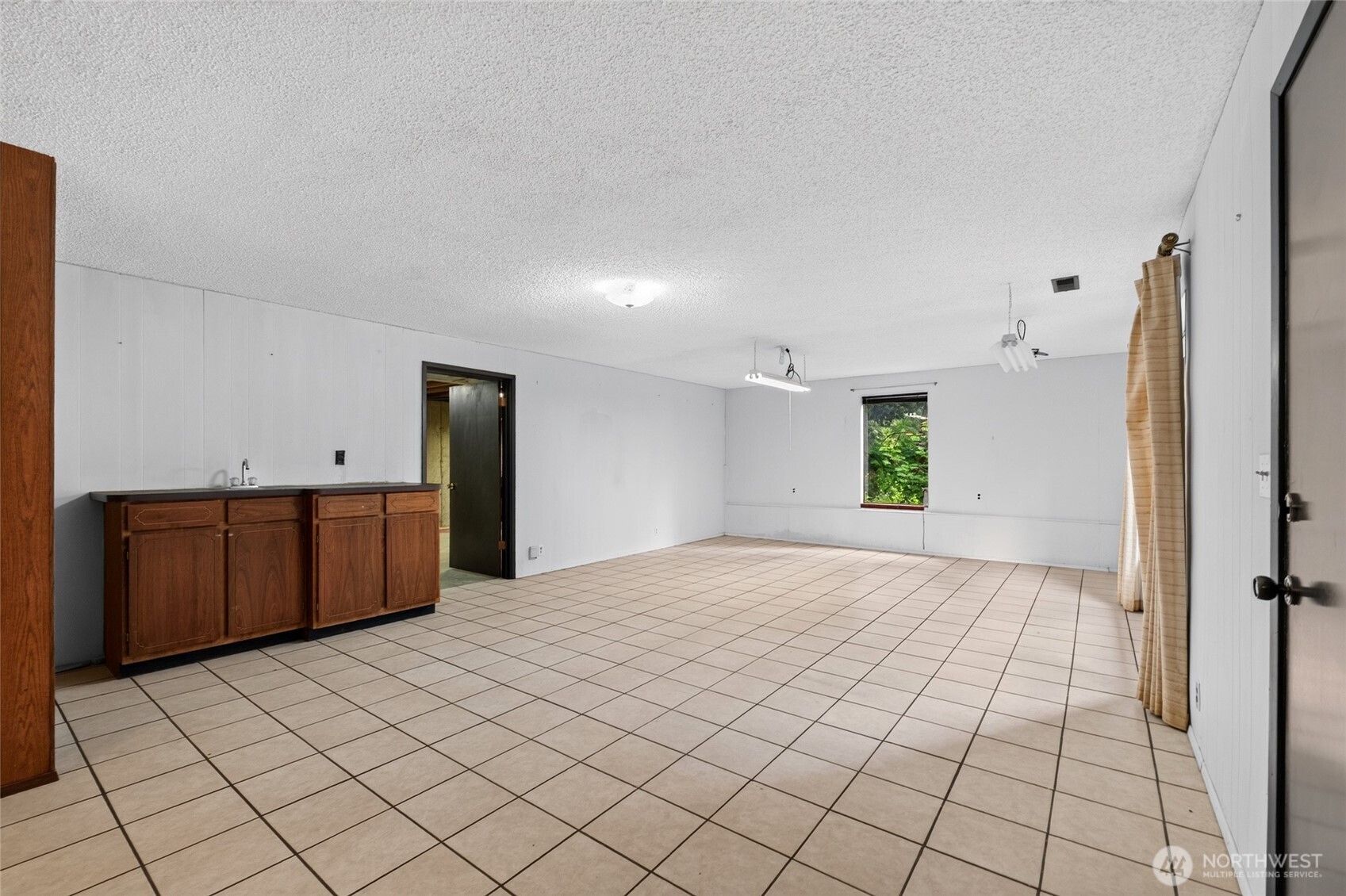 10511 Moller Drive Property Photo 20
