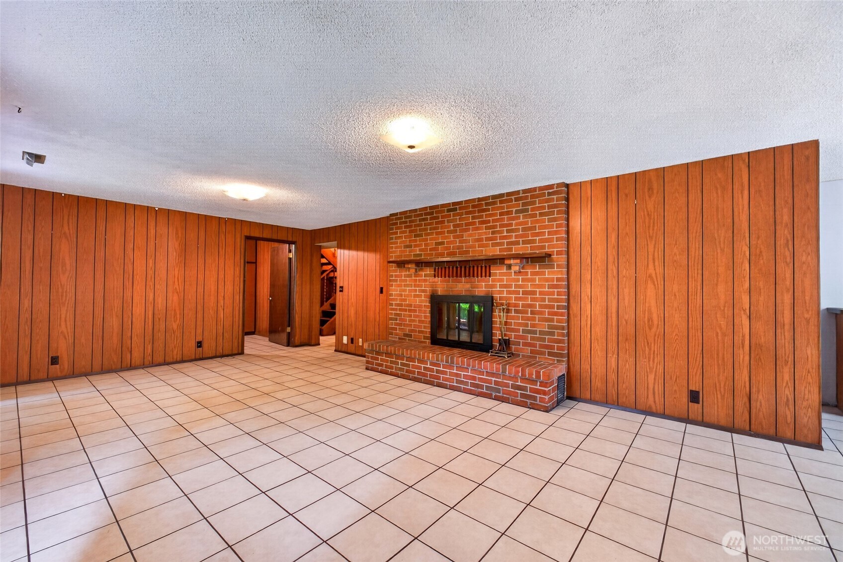10511 Moller Drive Property Photo 23