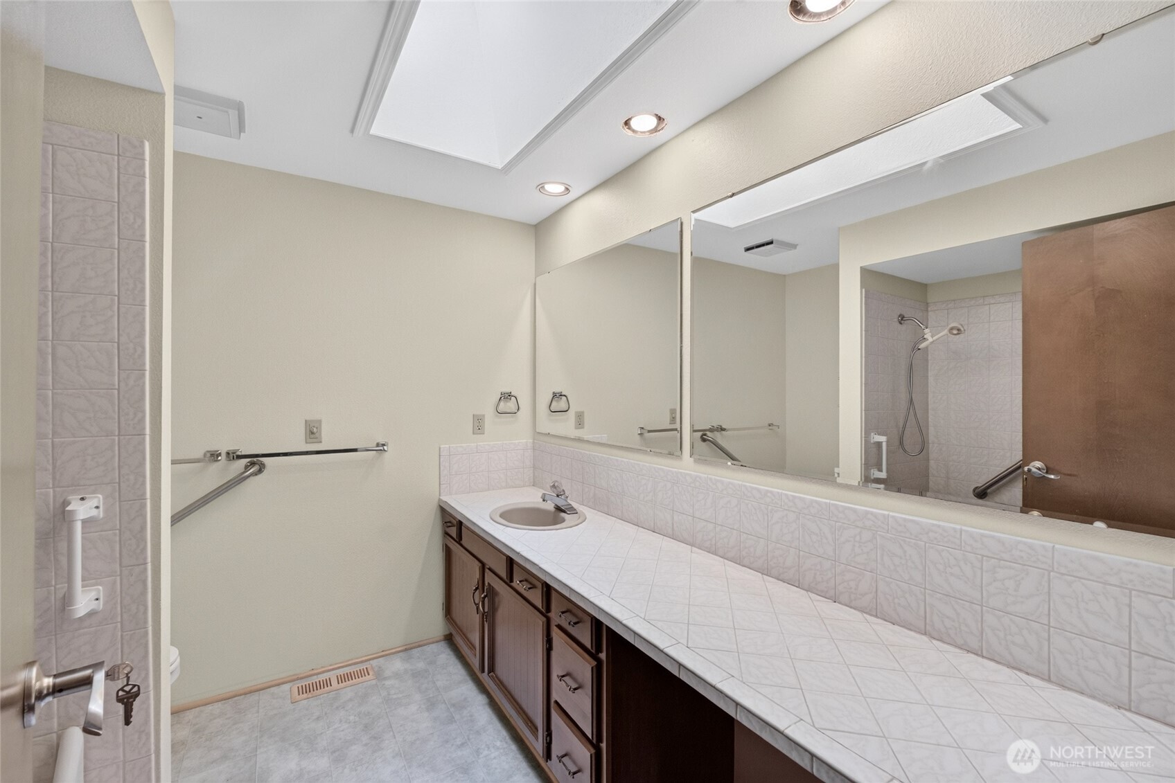 10511 Moller Drive Property Photo 37
