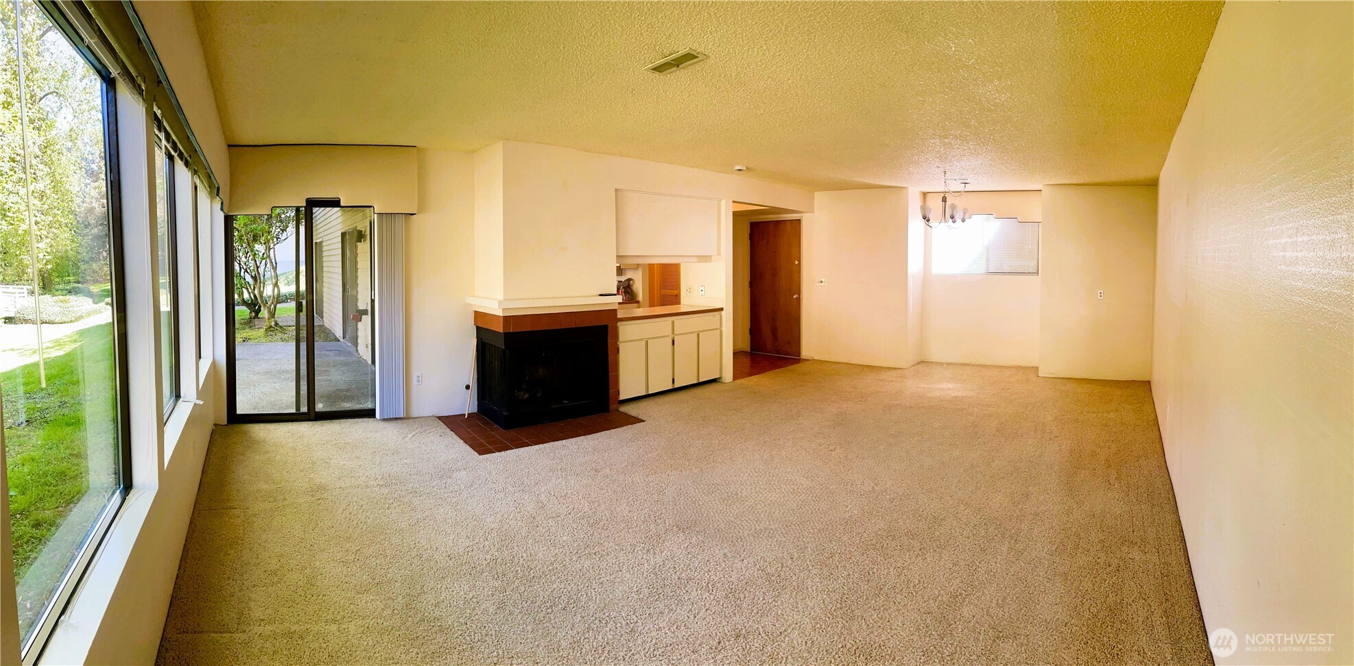 1101 Bellefield Park Lane 1103 Property Photo 3