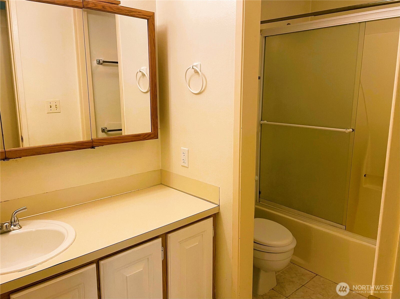 1101 Bellefield Park Lane 1103 Property Photo 10