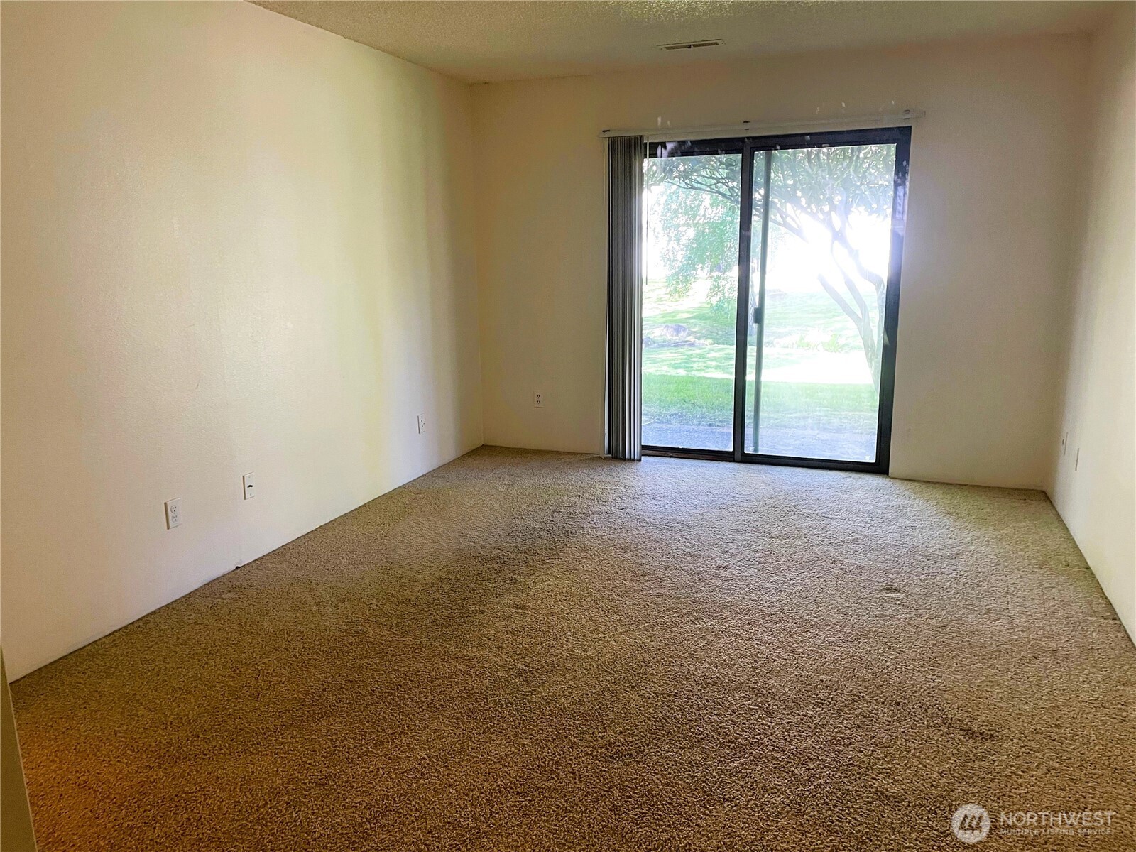 1101 Bellefield Park Lane 1103 Property Photo 11