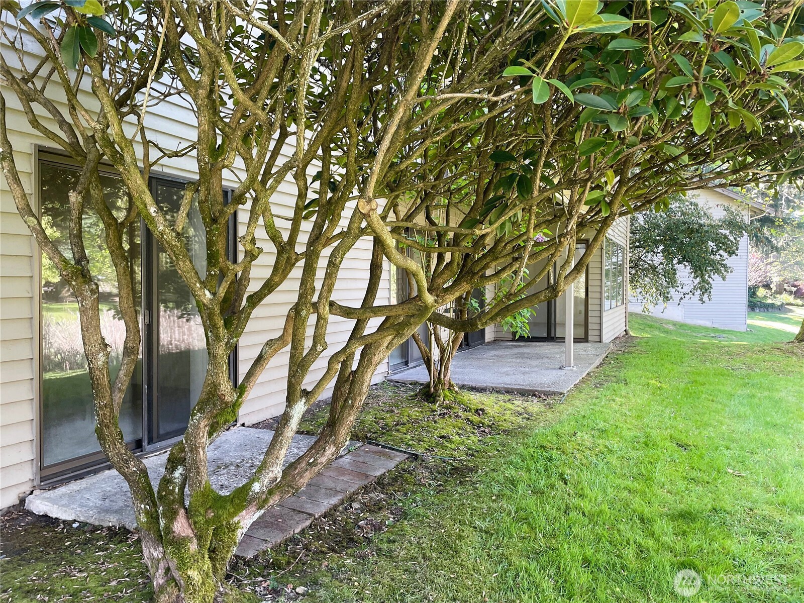 1101 Bellefield Park Lane 1103 Property Photo 15