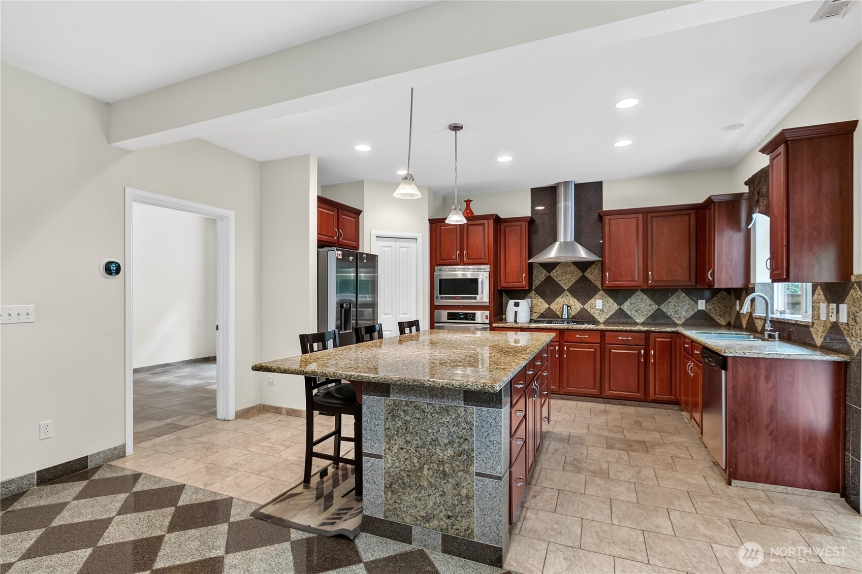 18214 29th Drive Property Photo 10