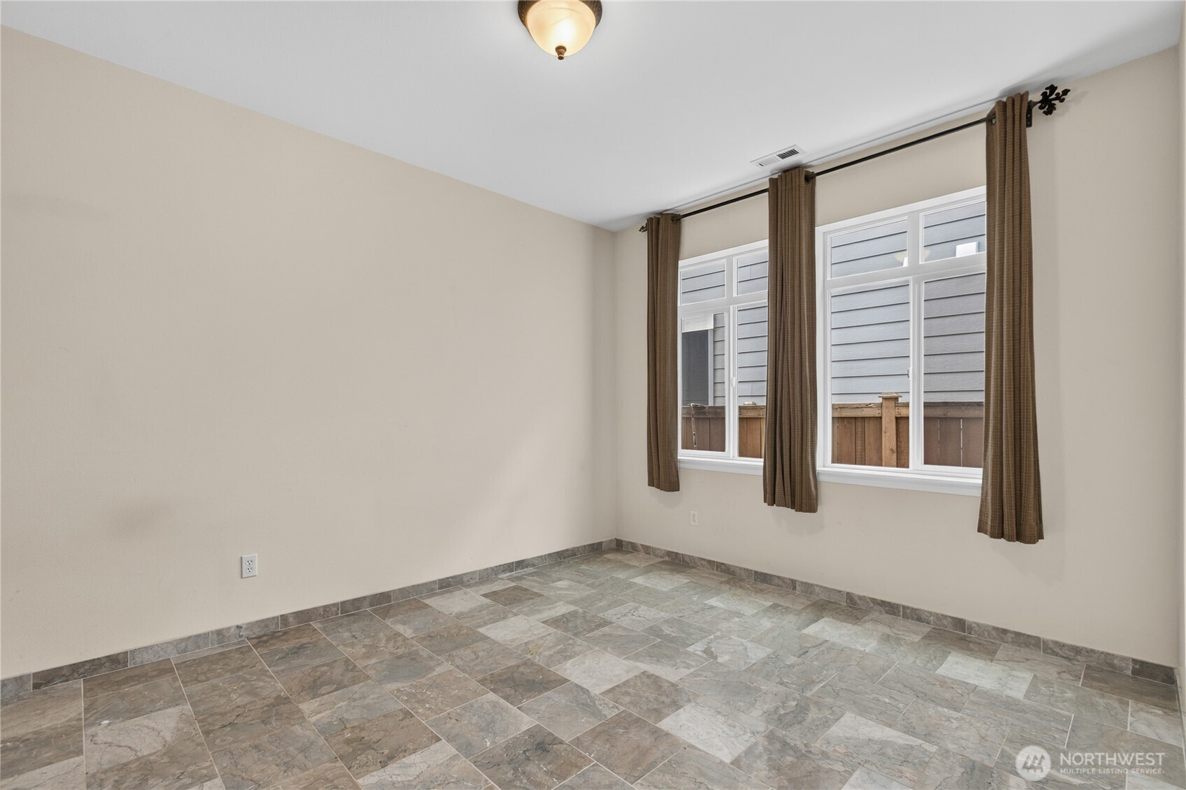 18214 29th Drive Property Photo 11