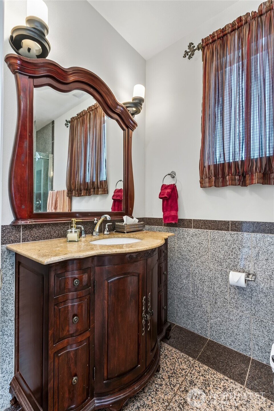 18214 29th Drive Property Photo 12