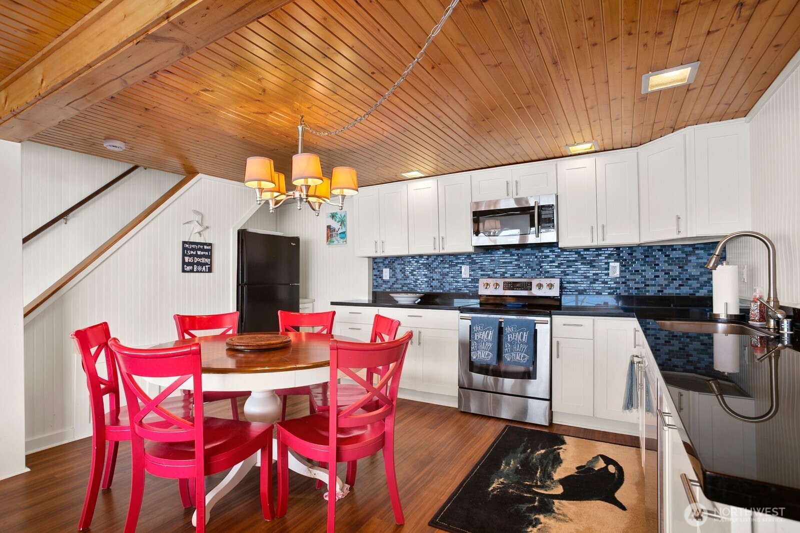 6829 Munter Lane Property Photo 12
