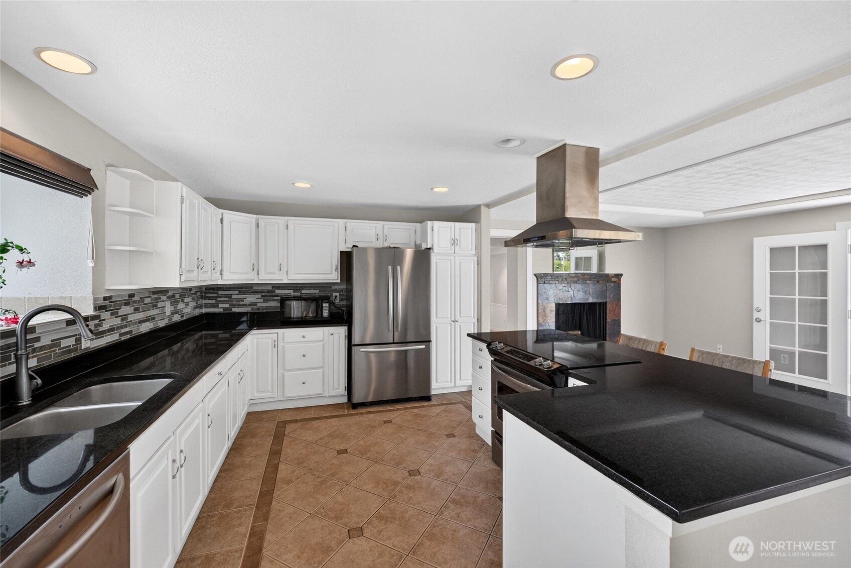 405 14th Avenue Property Photo 16