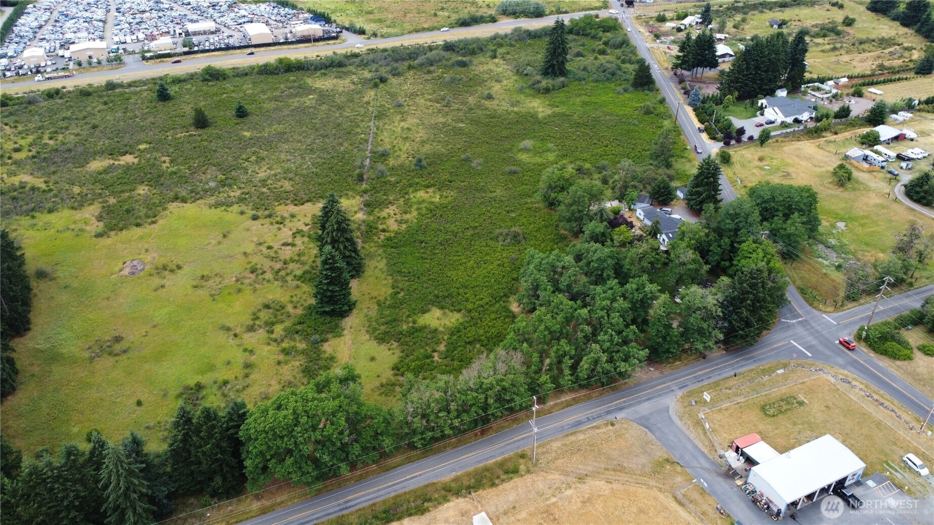 16643 Canal Road Property Photo 6