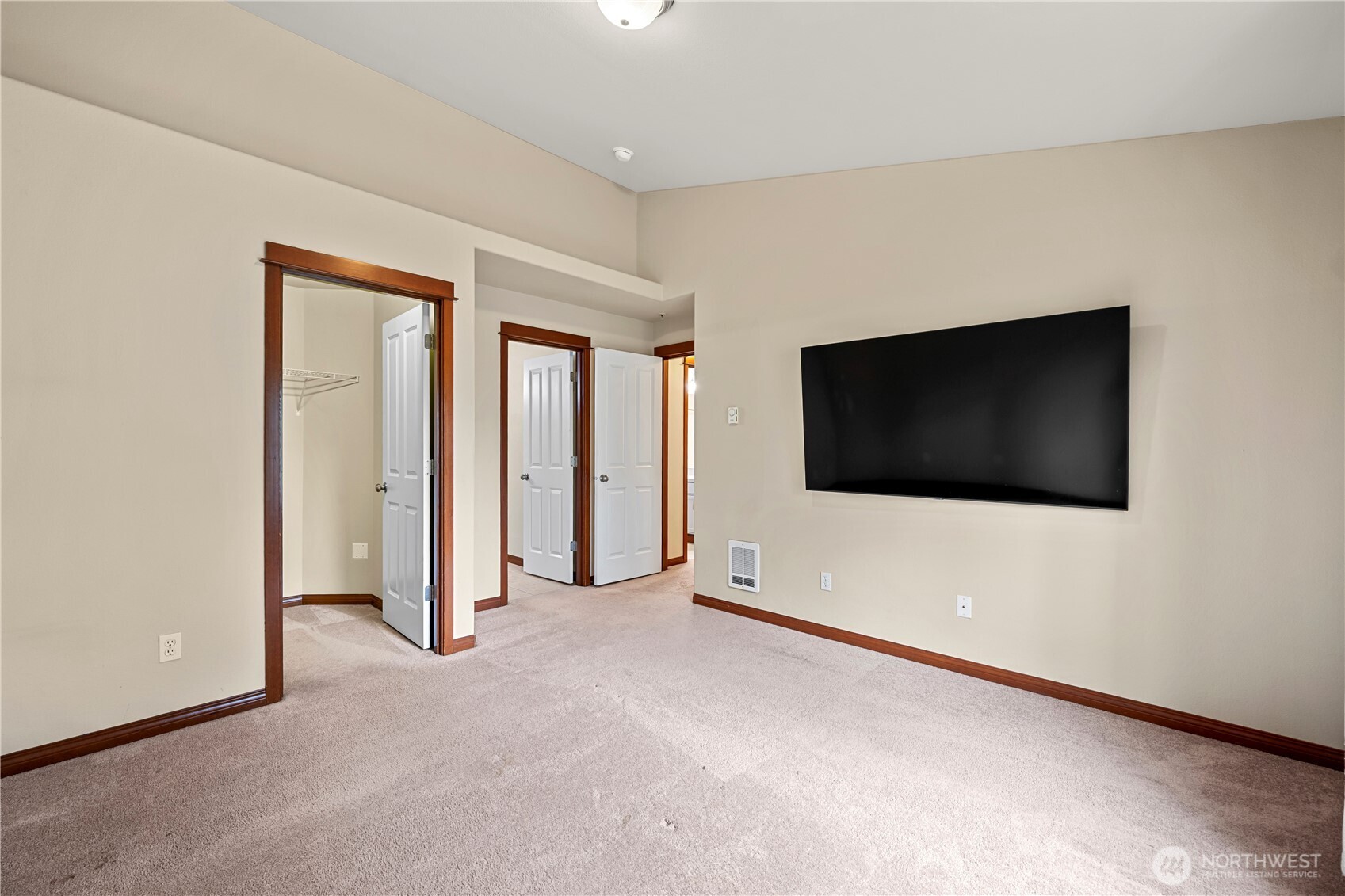 14611 50th Avenue M201 Property Photo 15