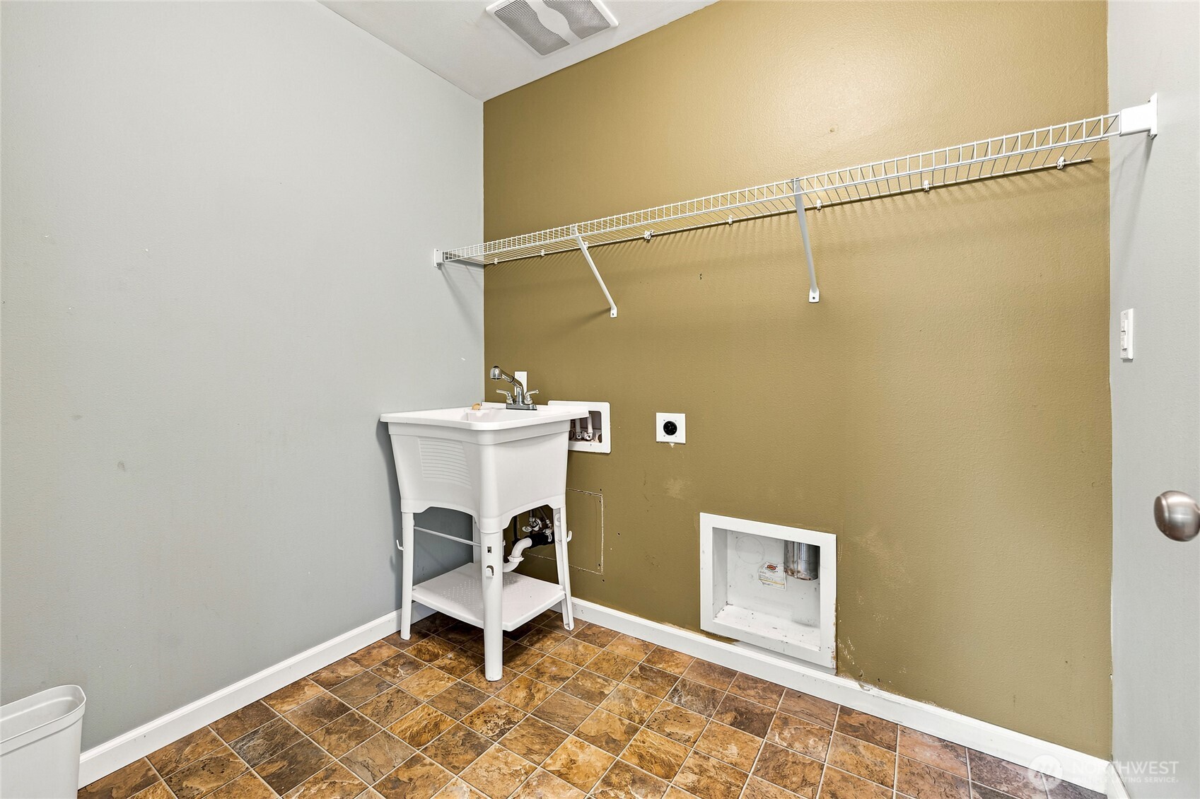 20205 78th Street Ct Property Photo 27