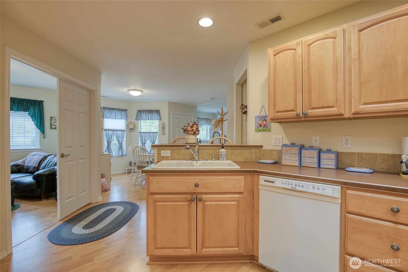 212 Brant Lane Property Photo 18