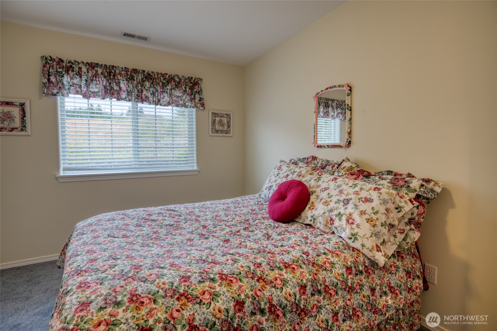 212 Brant Lane Property Photo 32