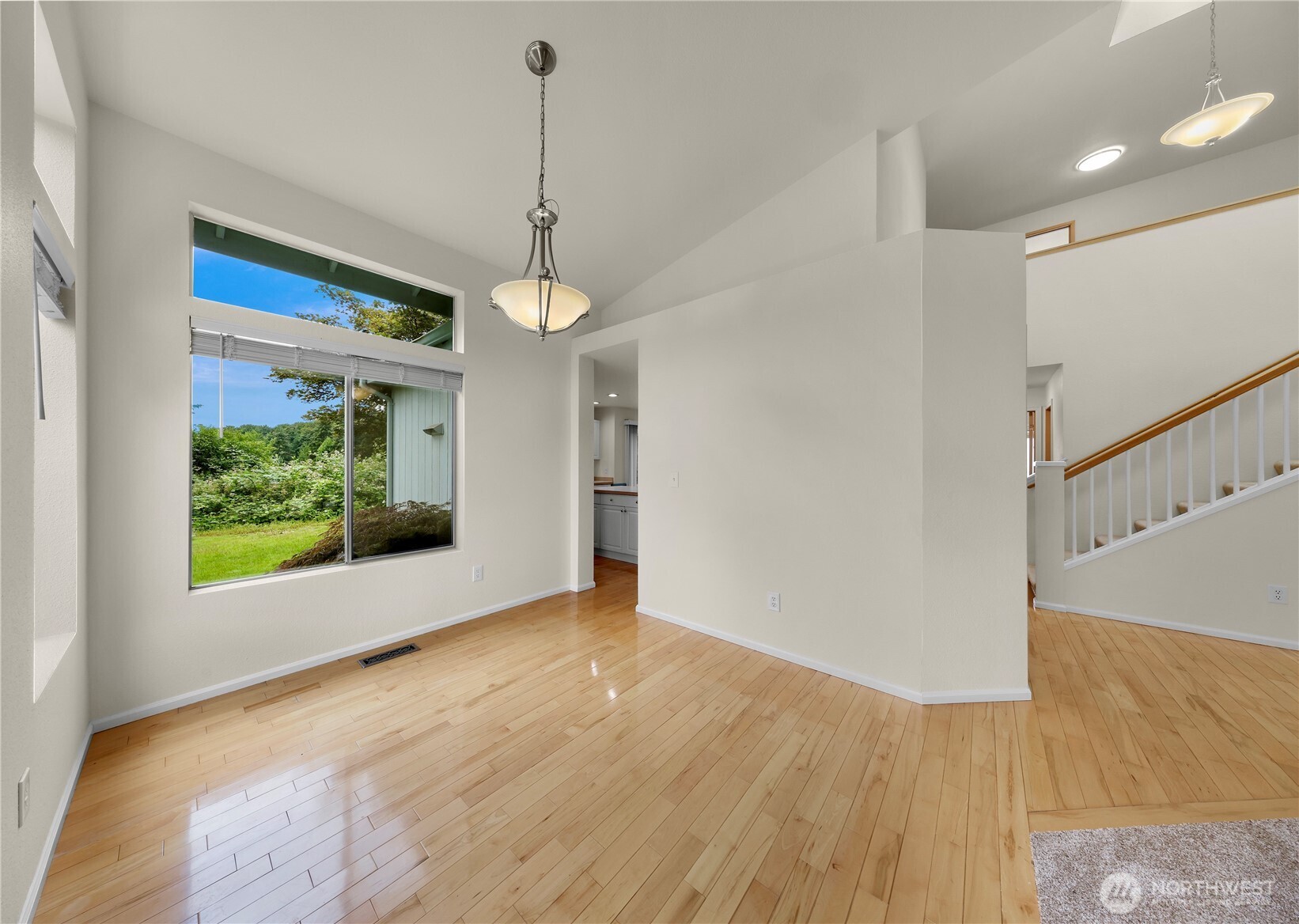 7015 76th Drive Property Photo 10